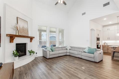 1516 Lantana Avenue Aubrey TX 76227
