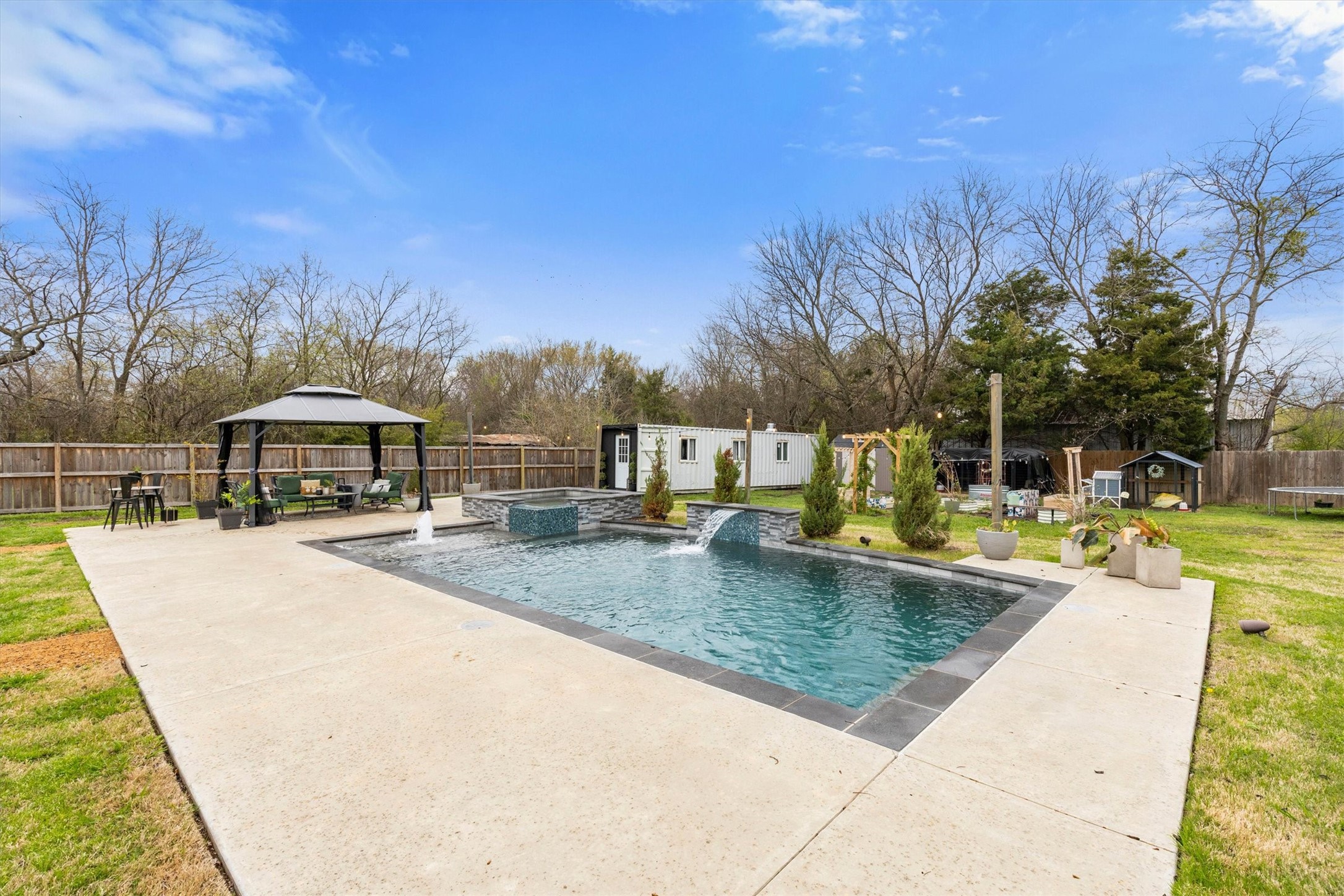 101 Olive Street Lone Oak TX 75453
