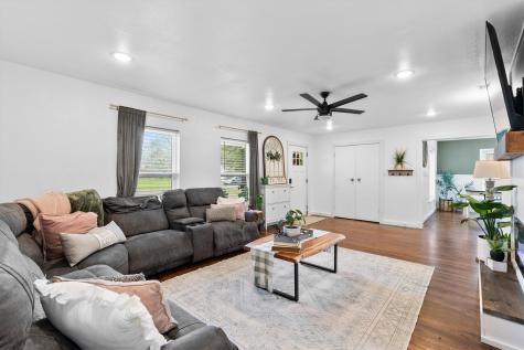 101 Olive Street Lone Oak TX 75453