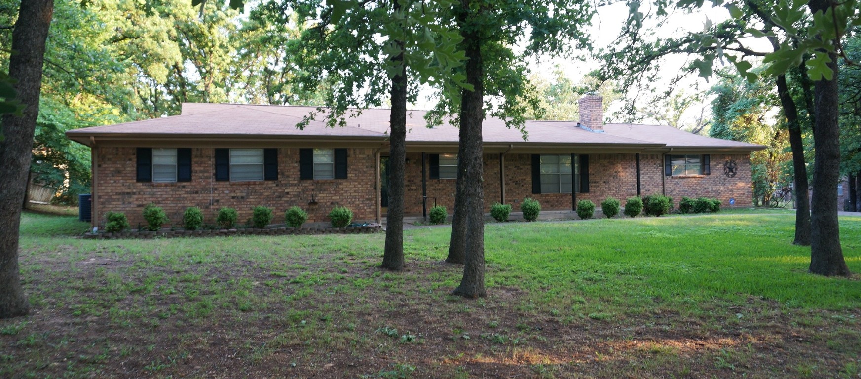 5750 Woodcrest Drive Fort Worth TX 76140