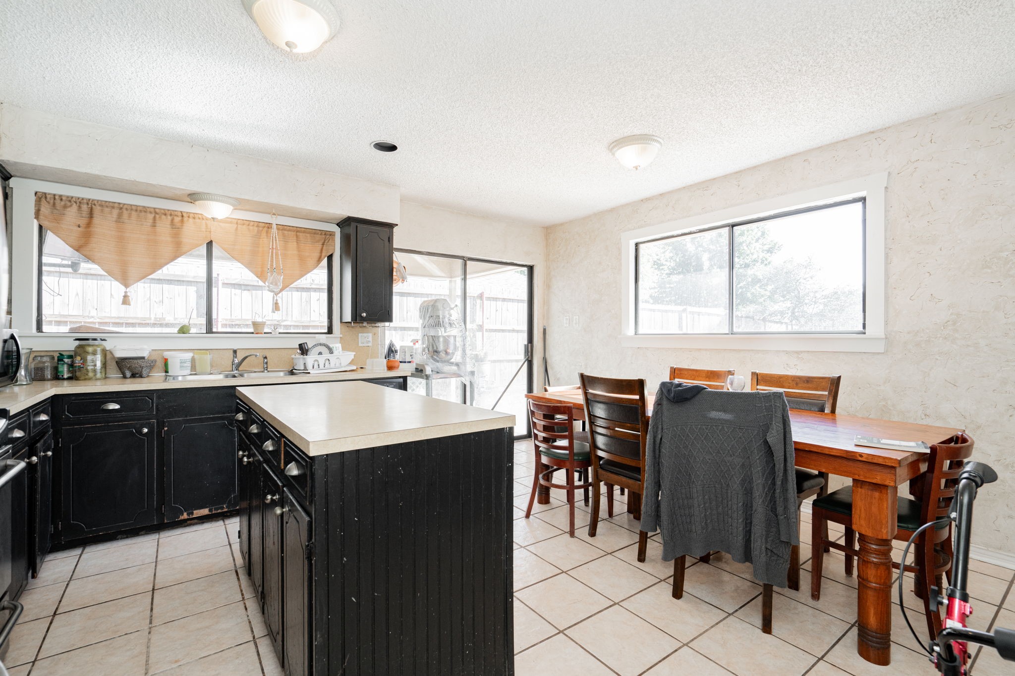 1802 Westgate Drive Terrell TX 75160