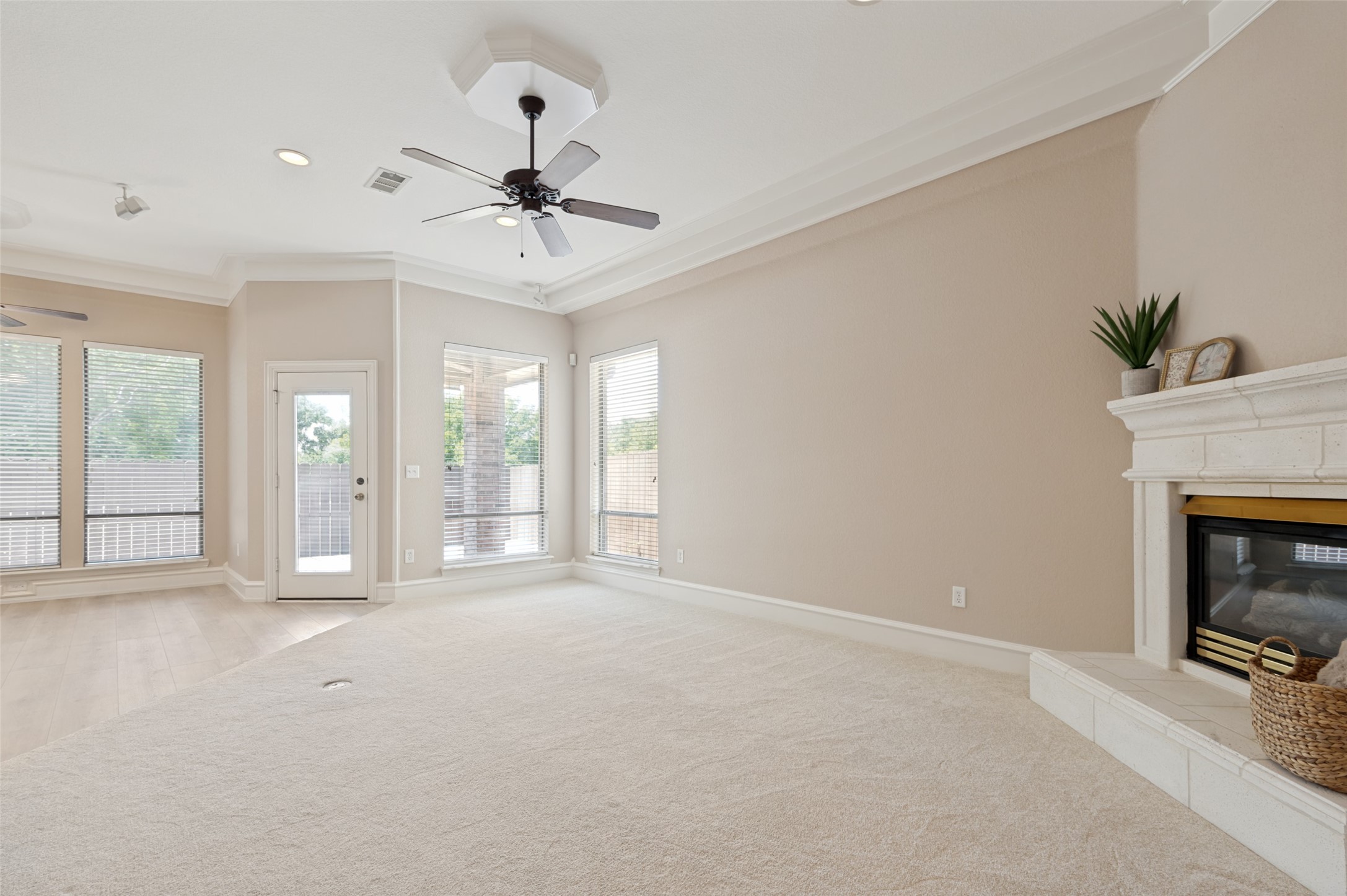 2409 Bedford Circle Bedford TX 76021