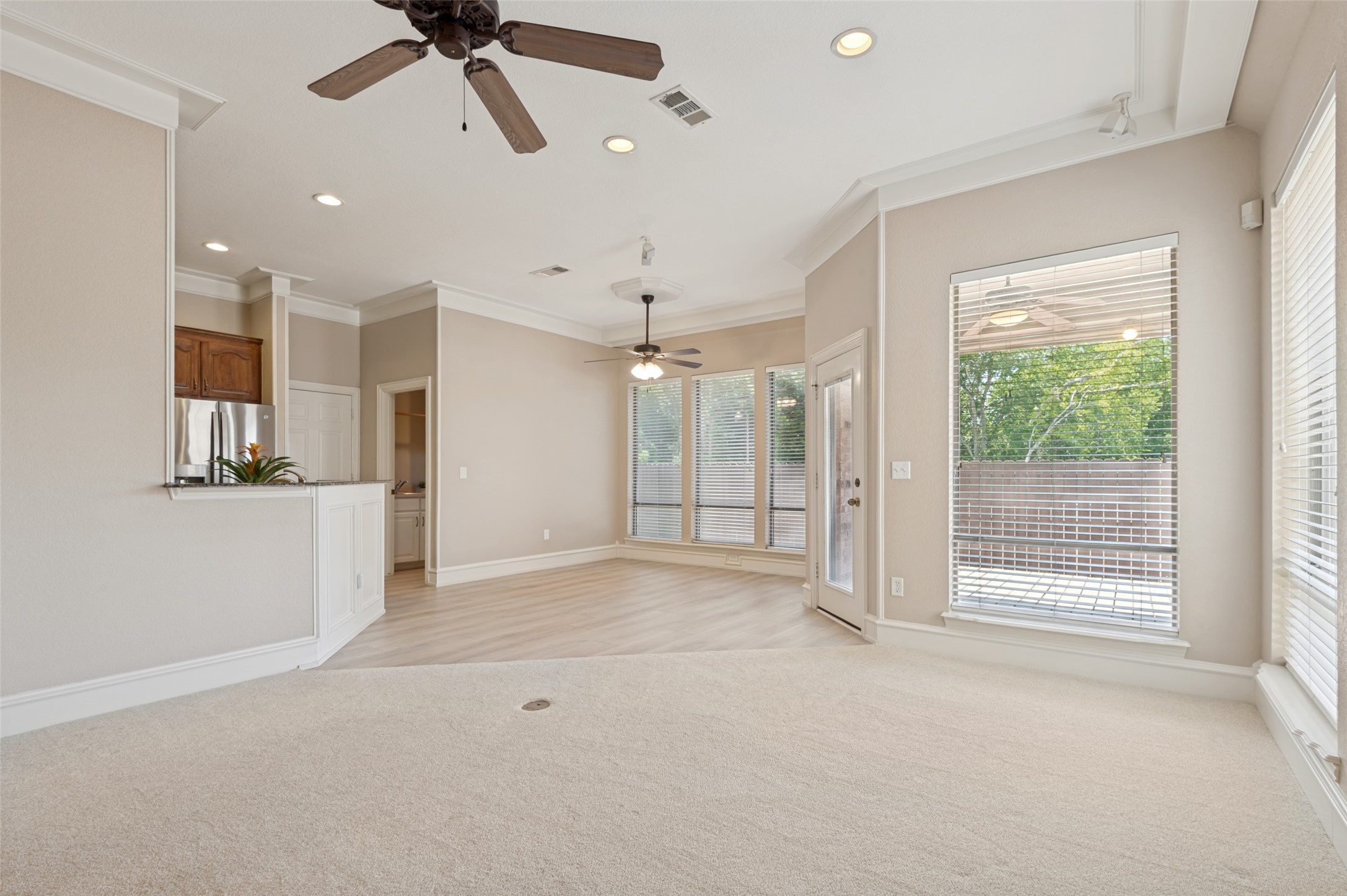 2409 Bedford Circle Bedford TX 76021