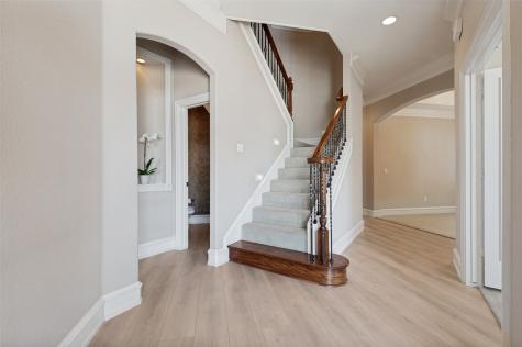 2409 Bedford Circle Bedford TX 76021