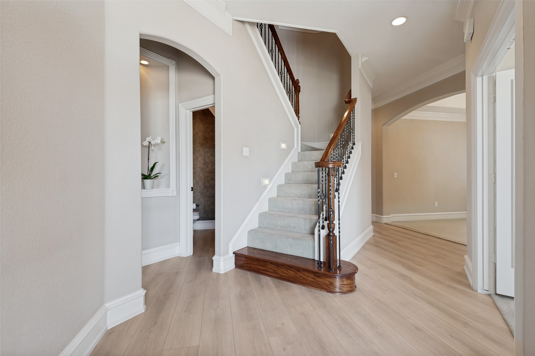 2409 Bedford Circle Bedford TX 76021
