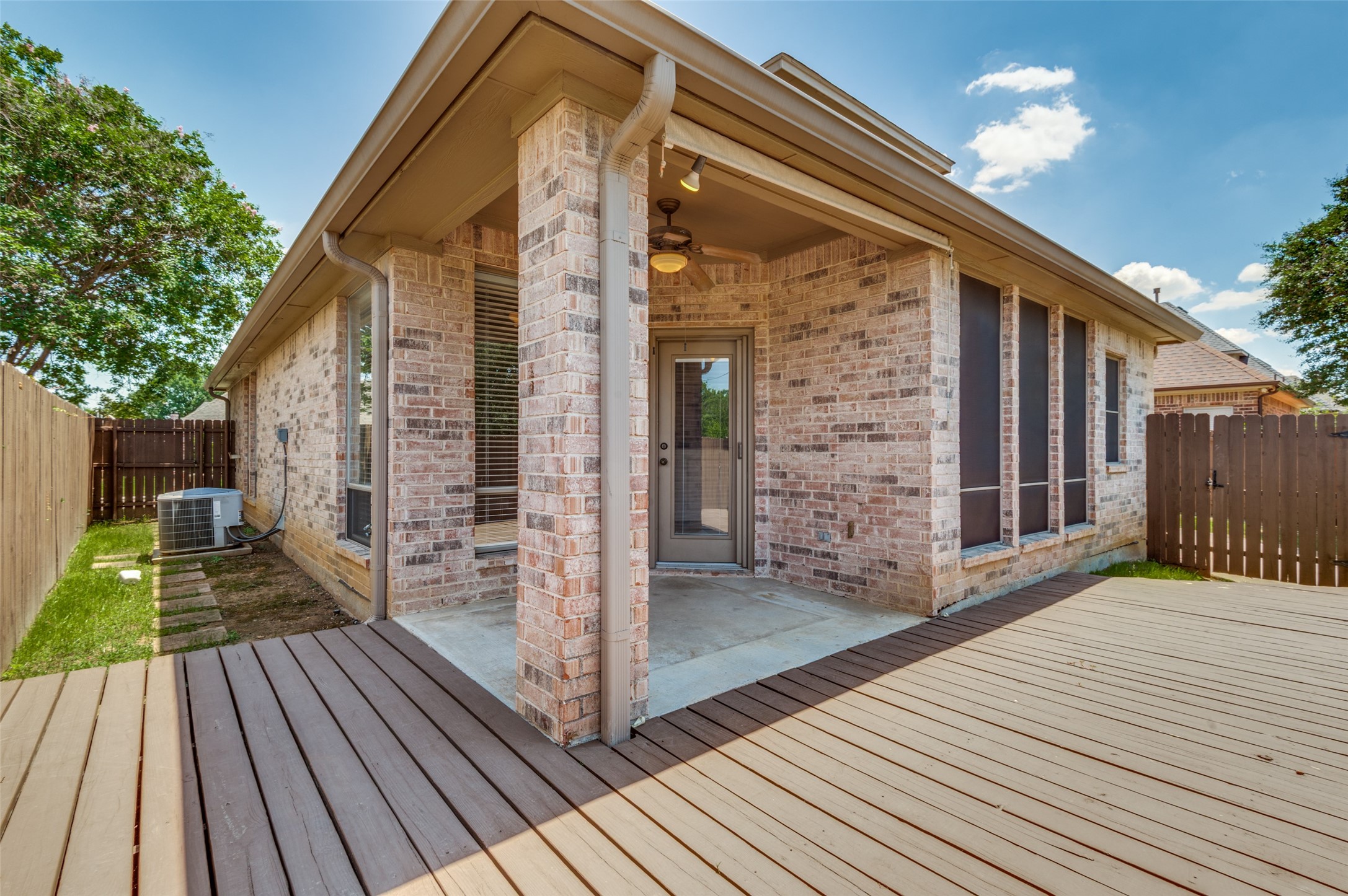 2409 Bedford Circle Bedford TX 76021