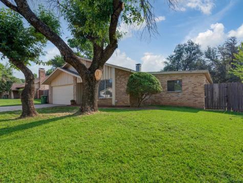 3220 Red Oak Lane Bedford TX 76021