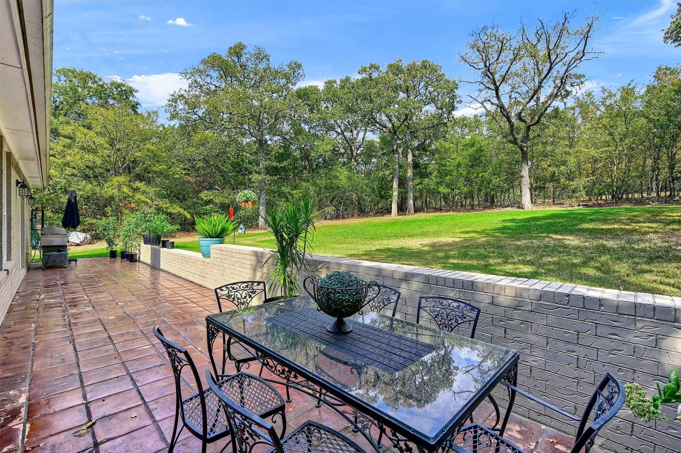 130 Cayuga Trail Lake Kiowa TX 76240
