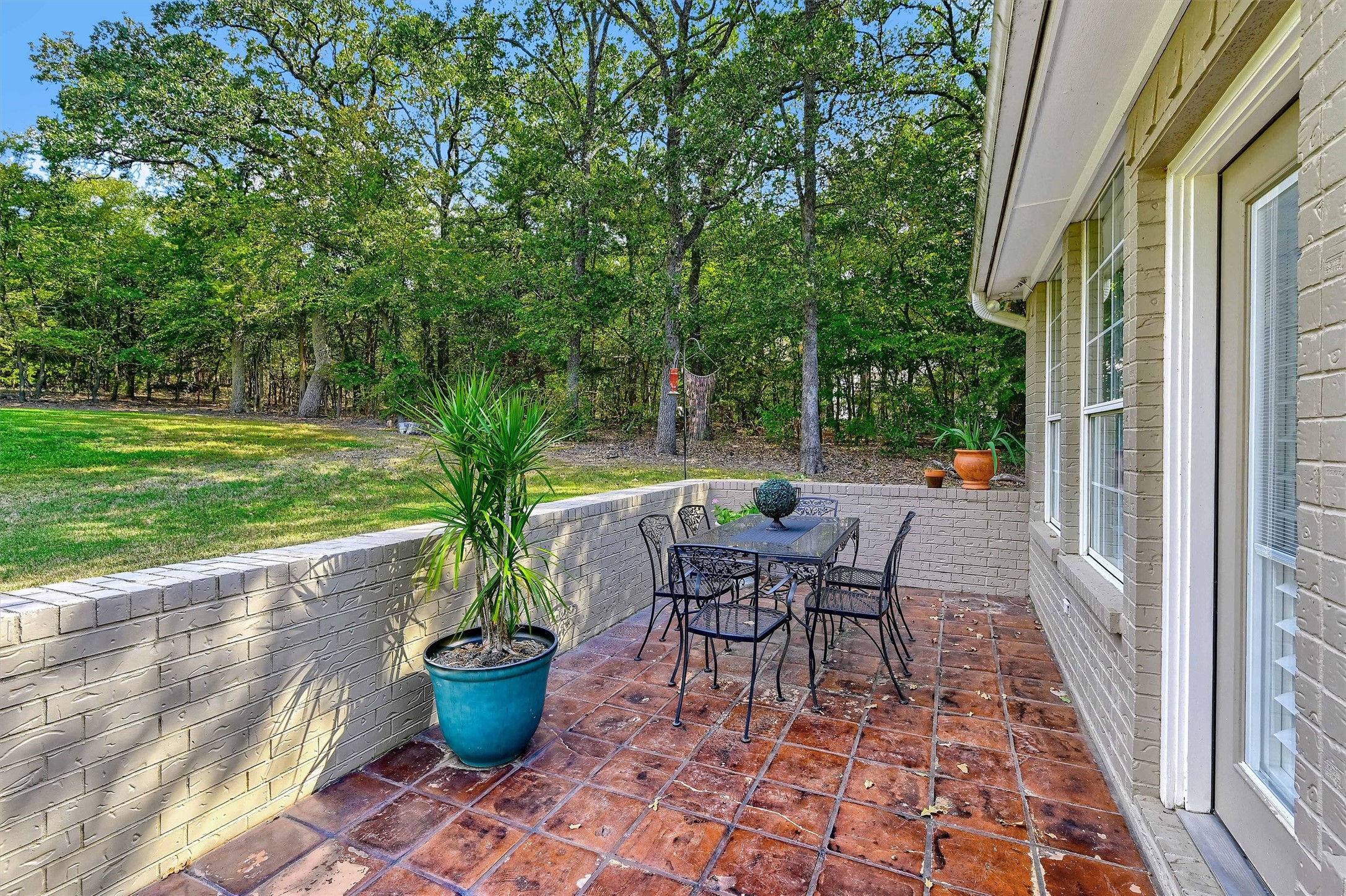 130 Cayuga Trail Lake Kiowa TX 76240