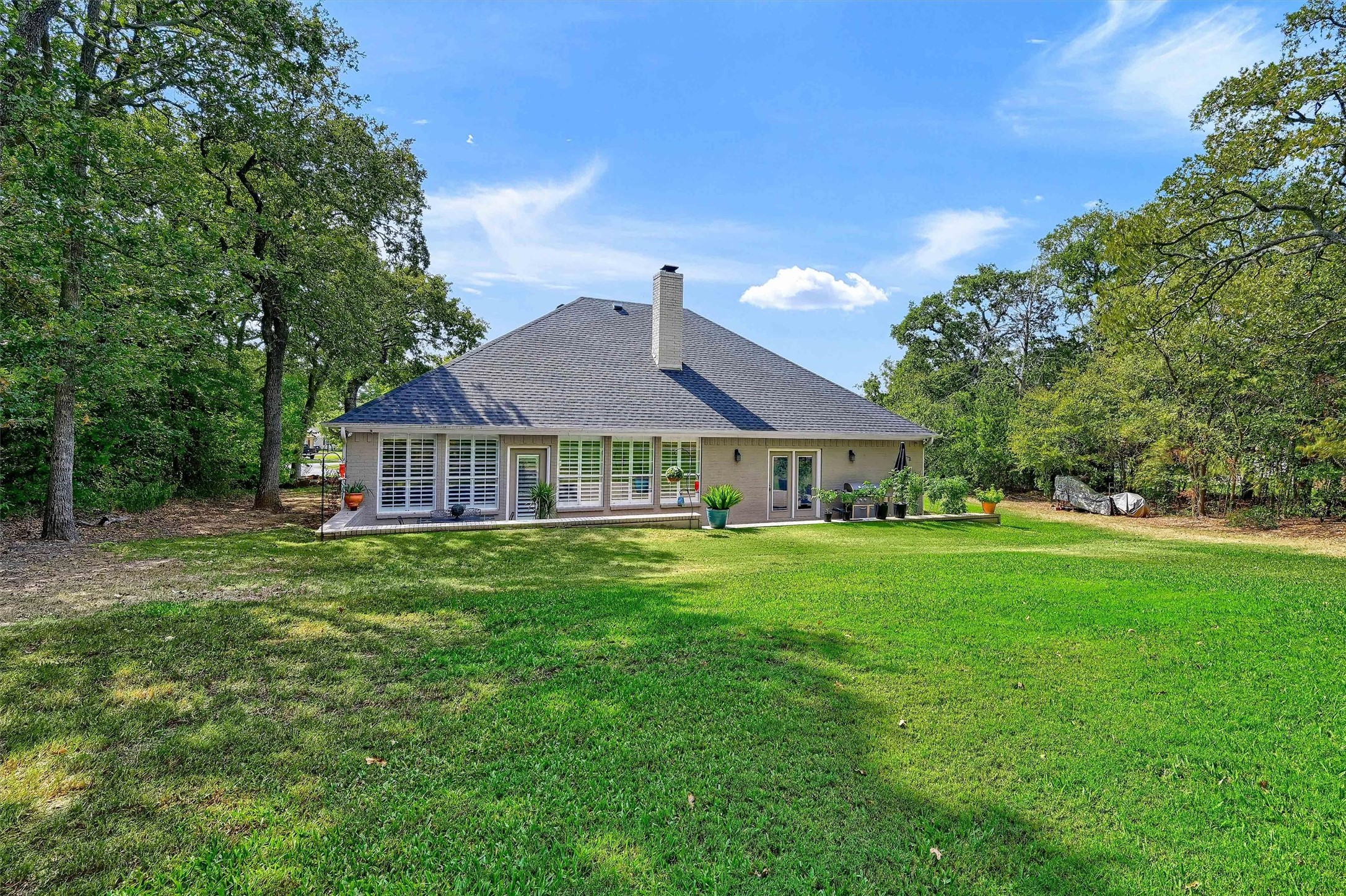 130 Cayuga Trail Lake Kiowa TX 76240