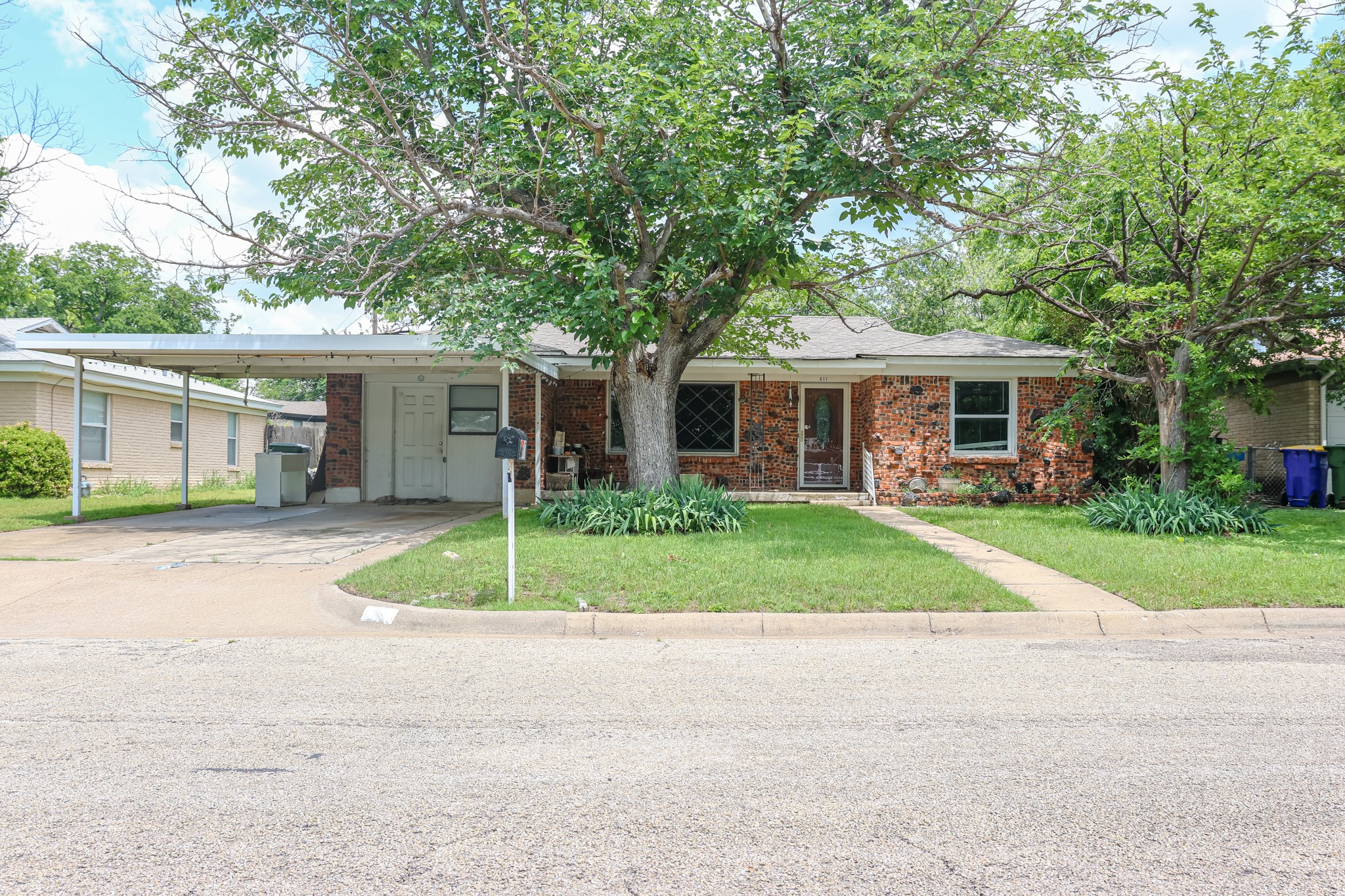 617 June Drive White Settlement TX 76108