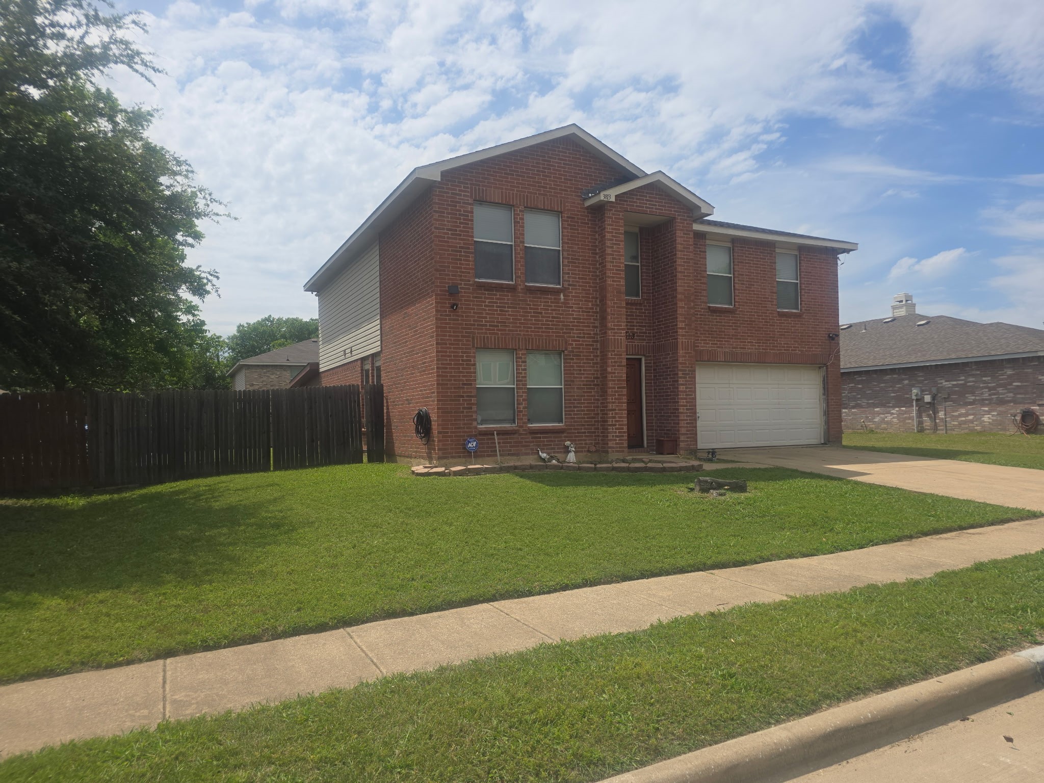 3813 Summer Hill Drive Balch Springs TX 75180