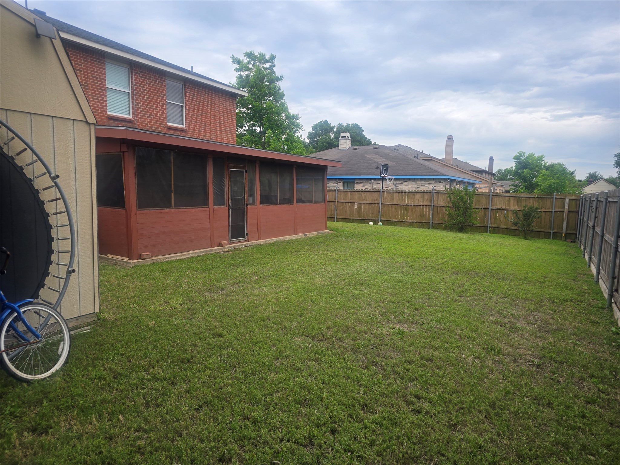 3813 Summer Hill Drive Balch Springs TX 75180