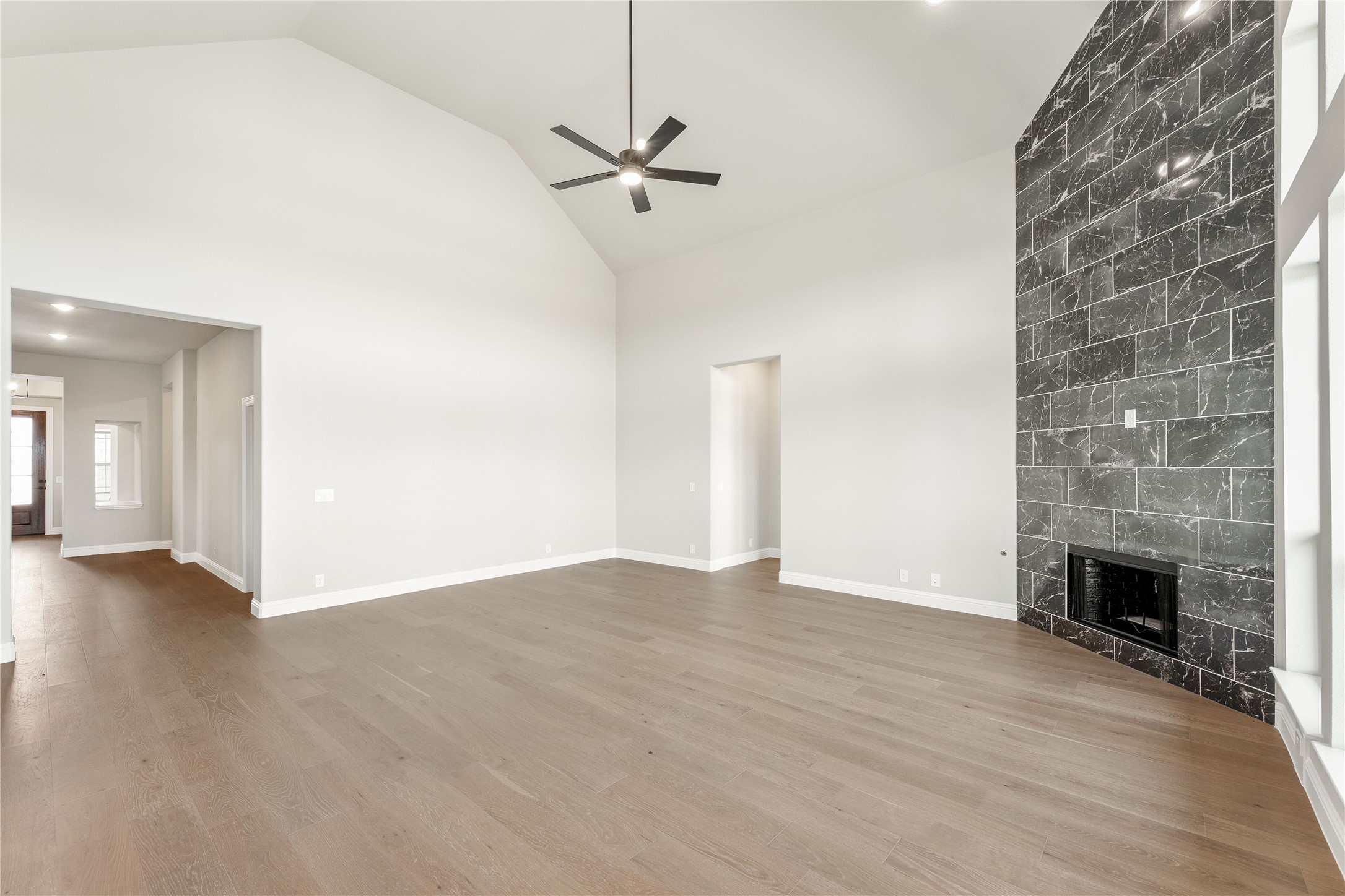 570 Crystal Lake Lane Red Oak TX 75154