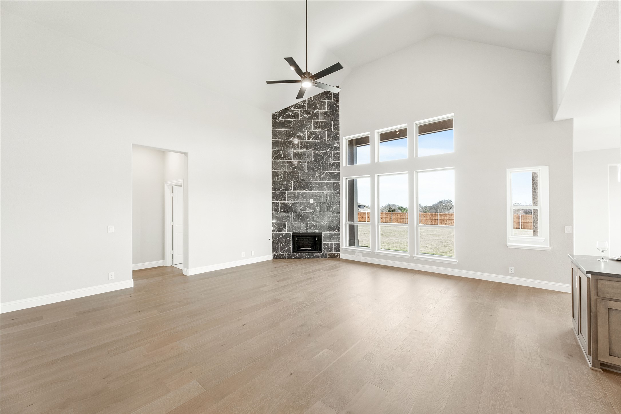 570 Crystal Lake Lane Red Oak TX 75154