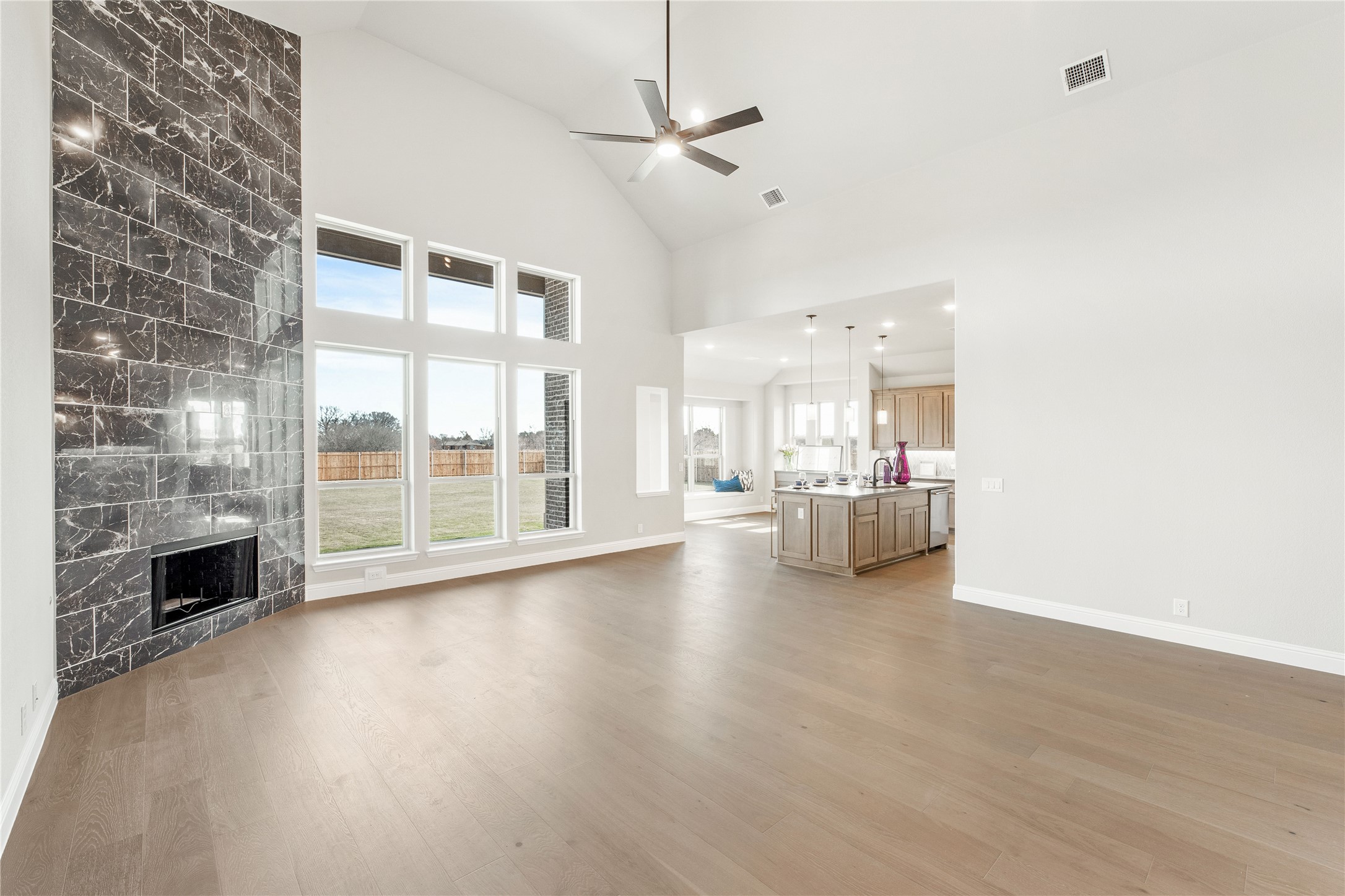 570 Crystal Lake Lane Red Oak TX 75154