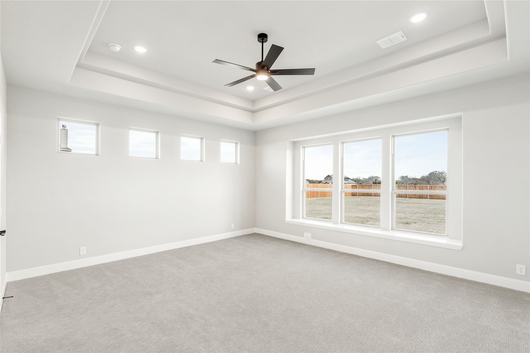 570 Crystal Lake Lane Red Oak TX 75154