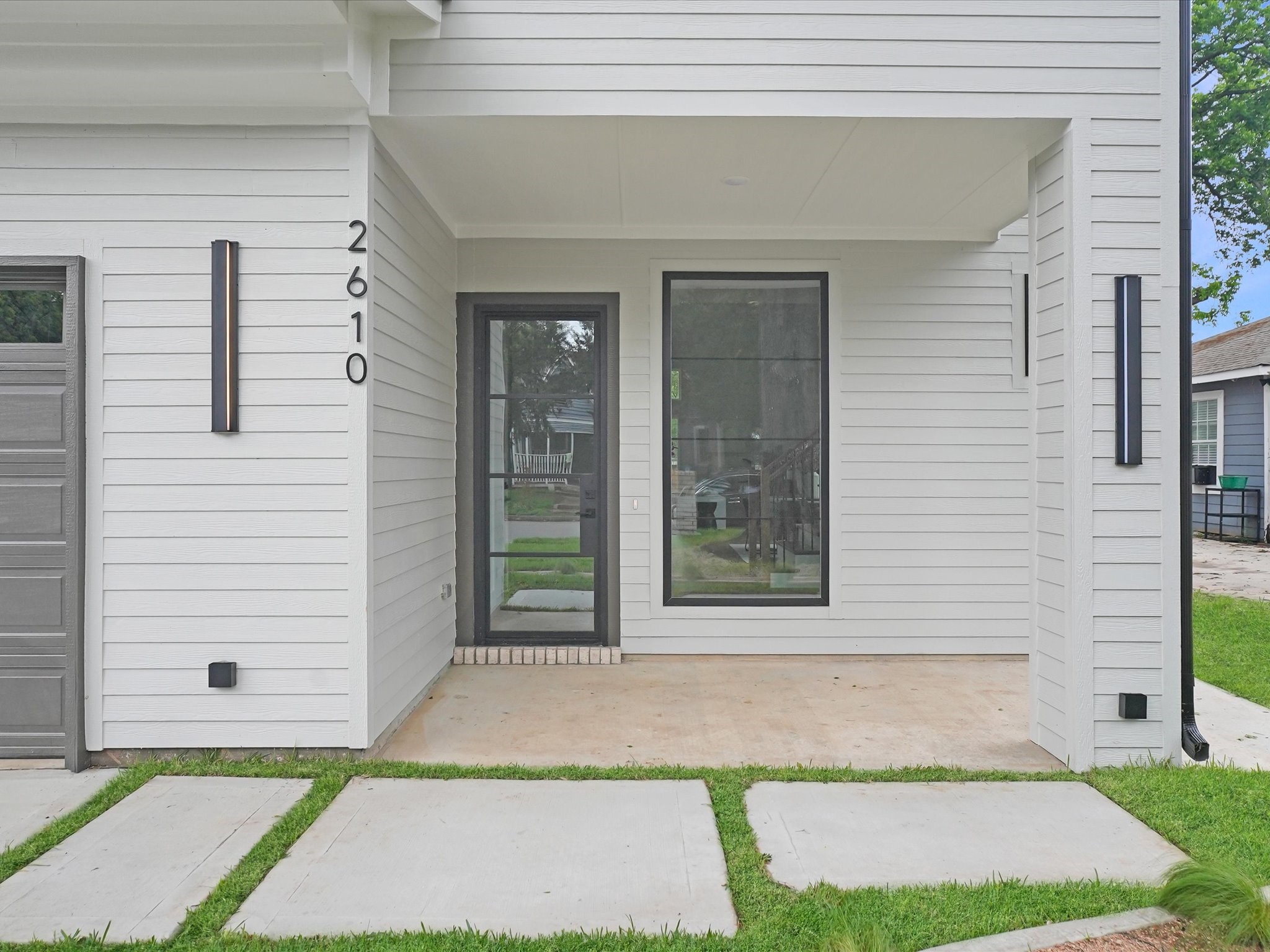 2610 Emmett Street Dallas TX 75211