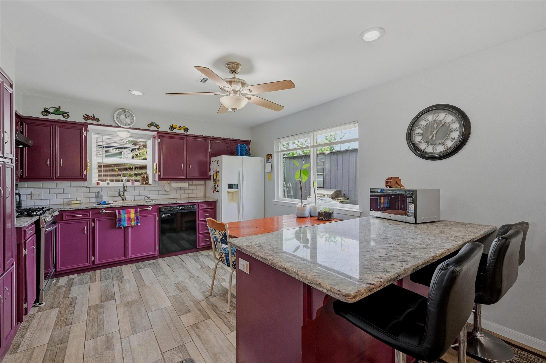 111 E Pecan Street Gunter TX 75058
