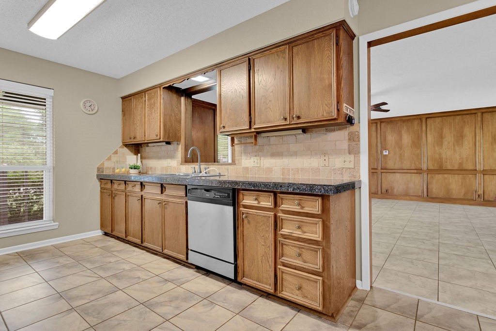 216 Treetop Lane Hideaway TX 75771