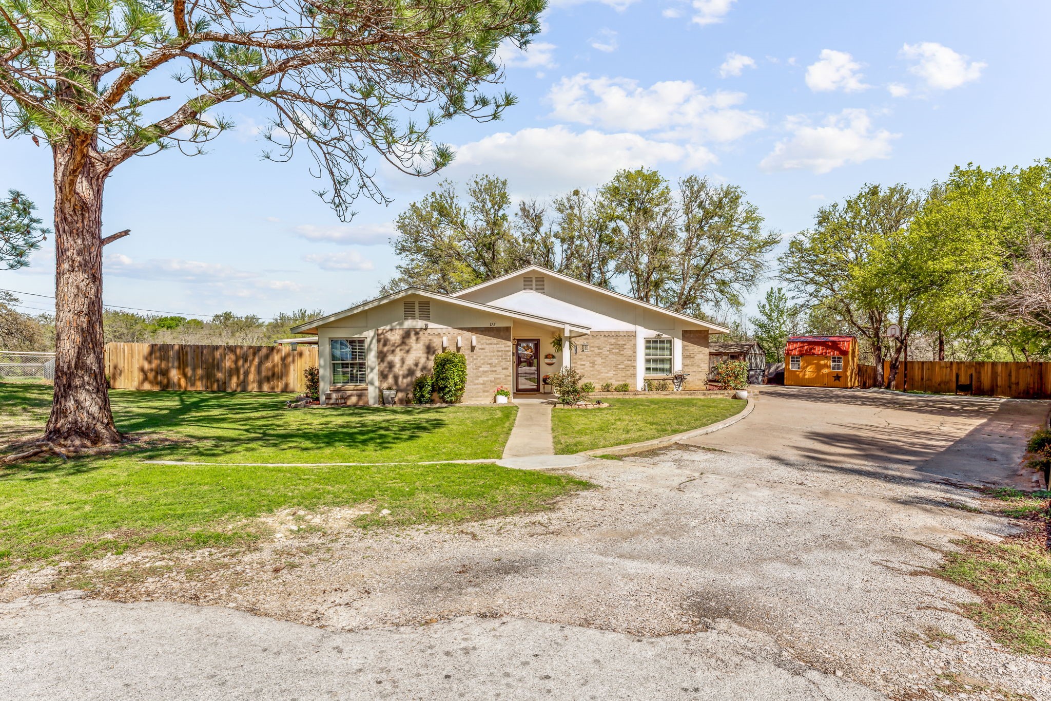 172 N Mohon Street De Leon TX 76444
