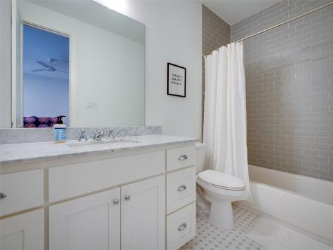 5909 Revere Place Dallas TX 75206