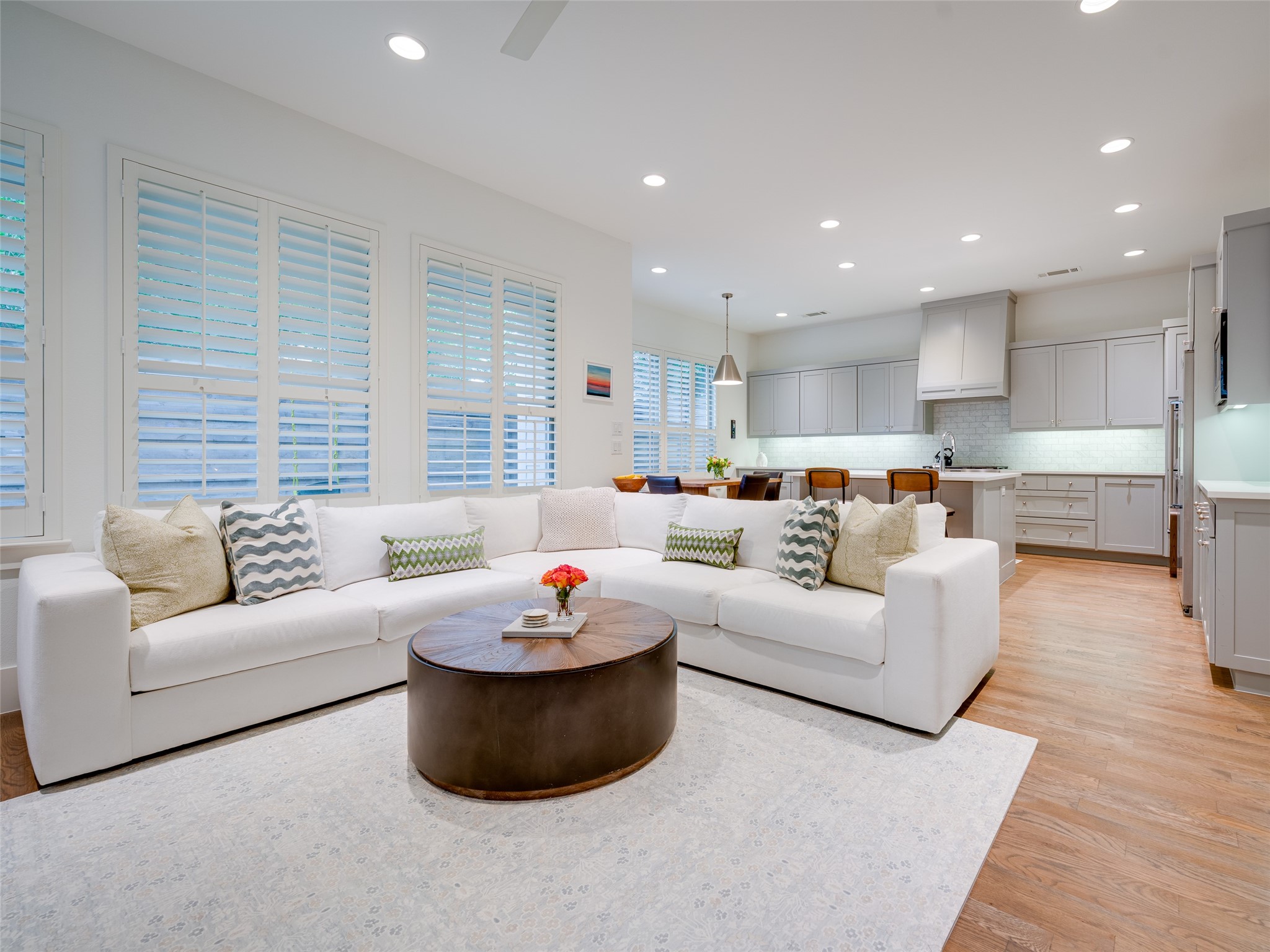 5909 Revere Place Dallas TX 75206