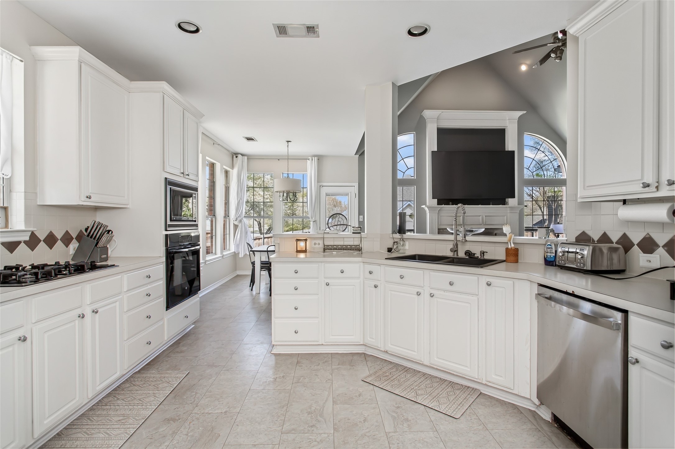 5312 Hawks Nest Mckinney TX 75072