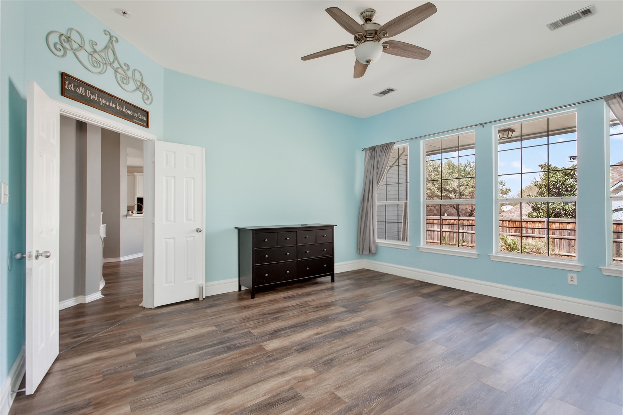 5312 Hawks Nest Mckinney TX 75072