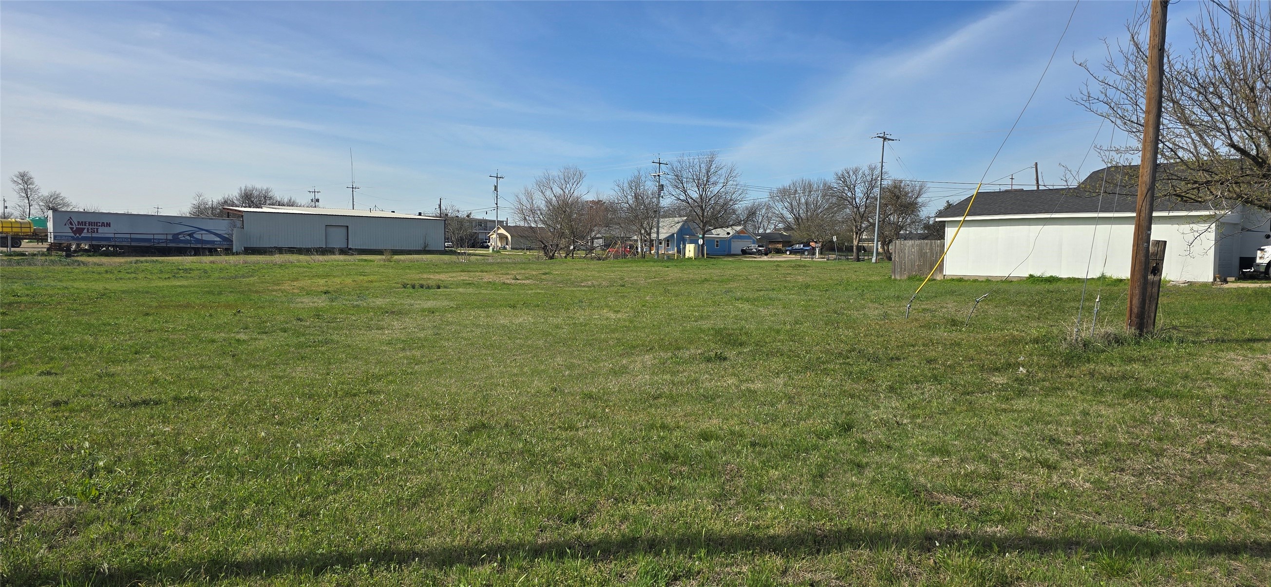 614 N 2nd Street Sanger TX 76266