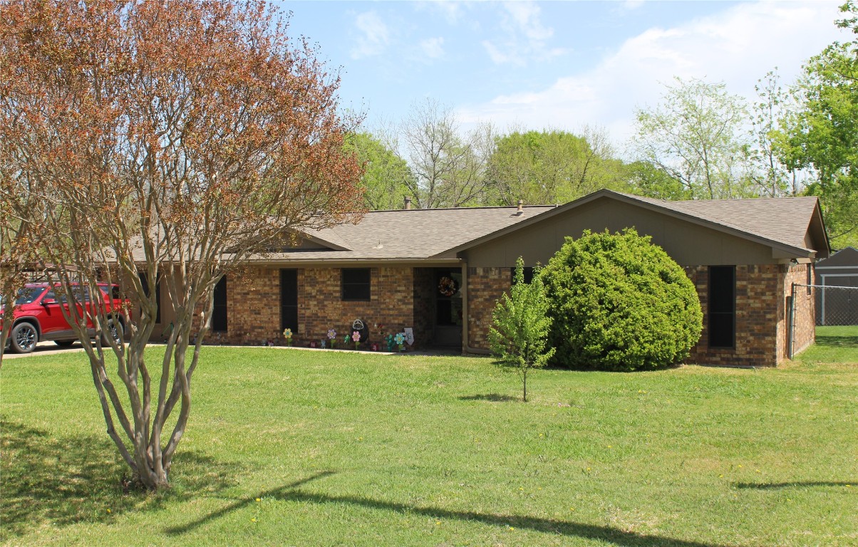 807 S 4th Street Crandall TX 75114