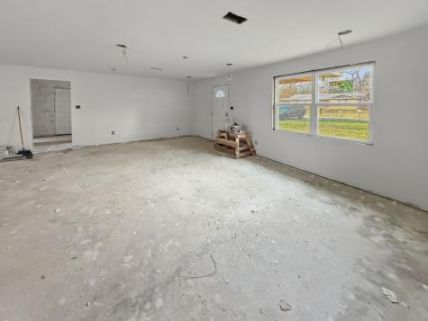 2247 W Sherman Street Paris TX 75460