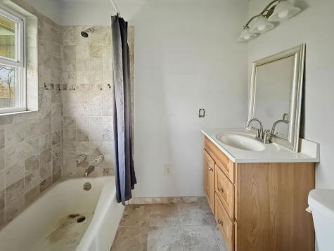 2247 W Sherman Street Paris TX 75460