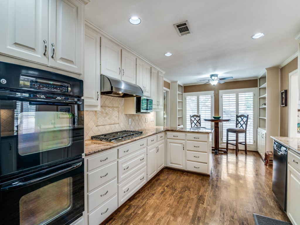 3302 Hampden Drive Garland TX 75043