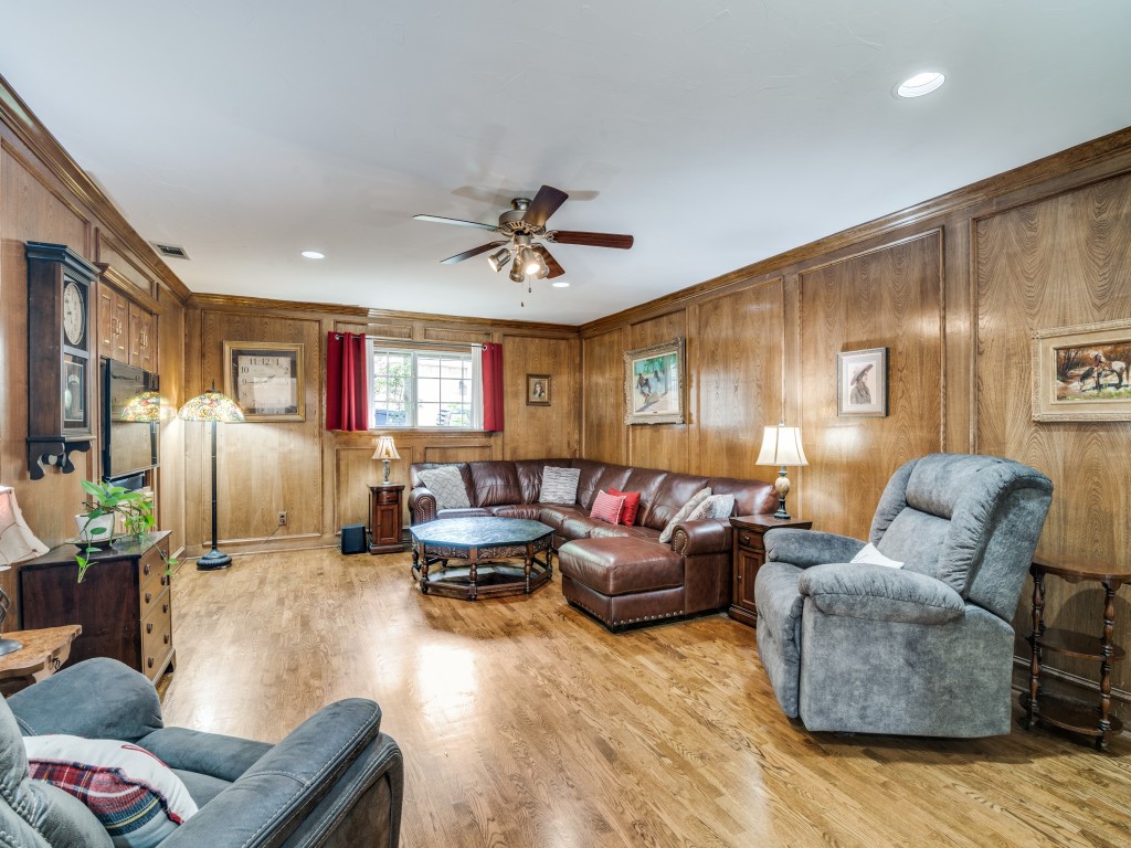 3302 Hampden Drive Garland TX 75043