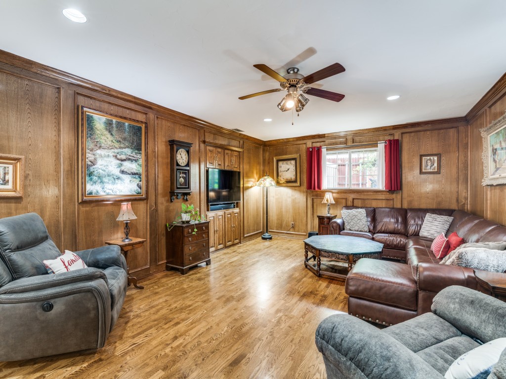 3302 Hampden Drive Garland TX 75043