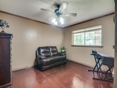 3302 Hampden Drive Garland TX 75043