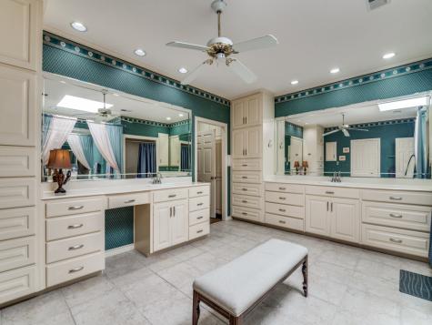 3302 Hampden Drive Garland TX 75043