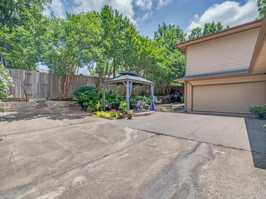 3302 Hampden Drive Garland TX 75043