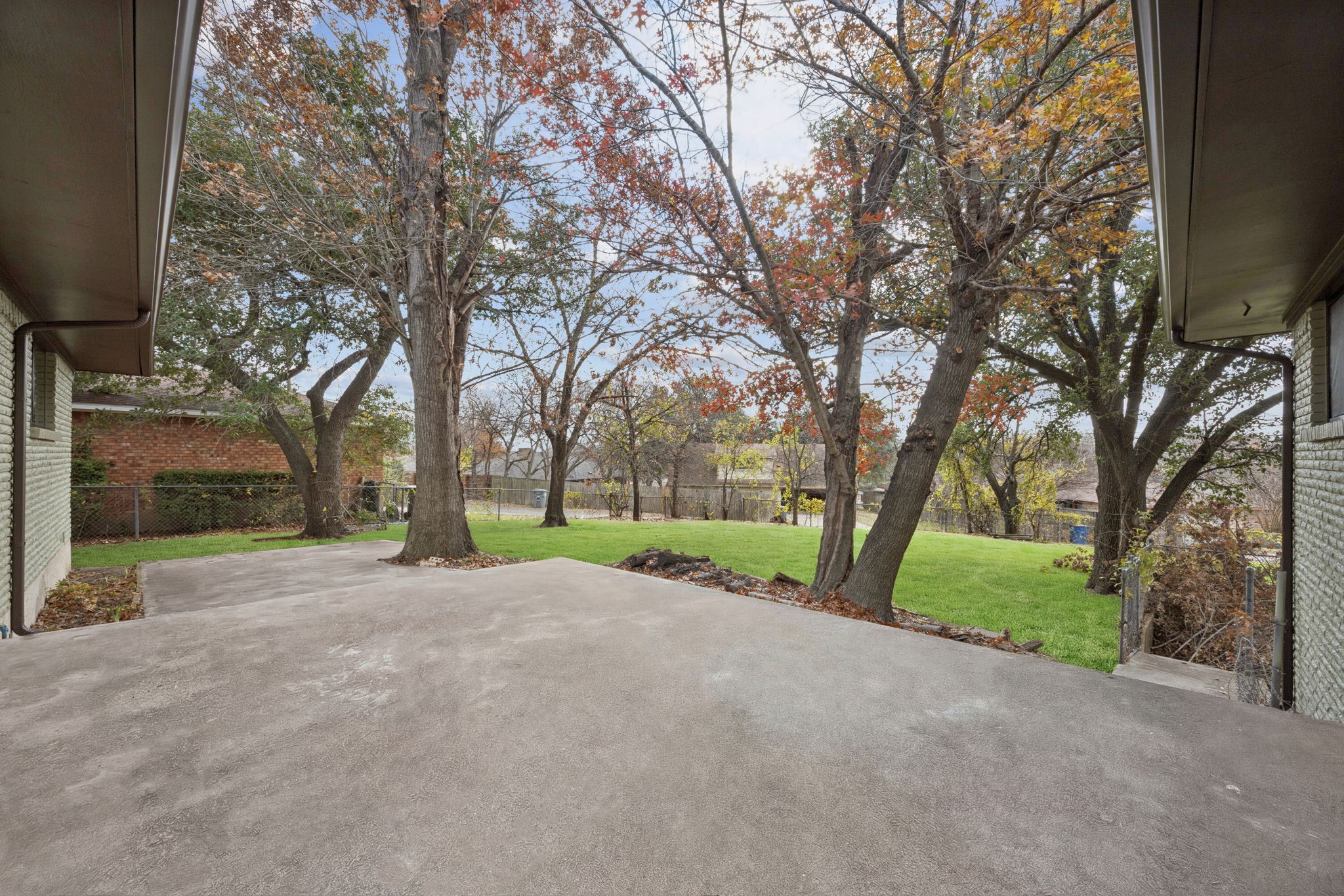 5635 Elm Valley Lane Dallas TX 75232