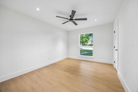 5635 Elm Valley Lane Dallas TX 75232