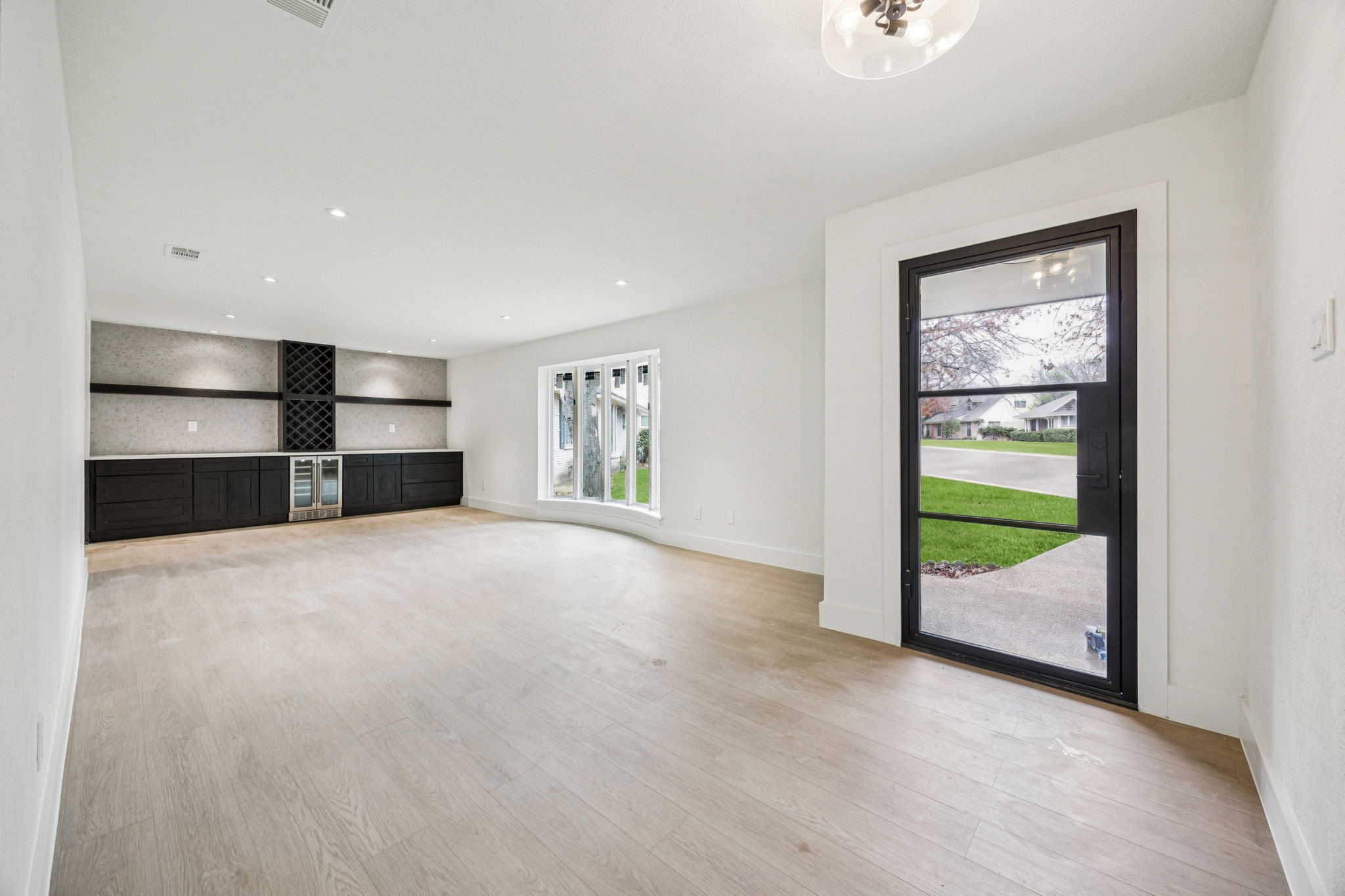 5635 Elm Valley Lane Dallas TX 75232