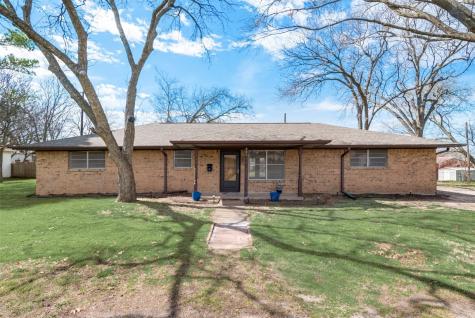 801 N Jackson Street Kaufman TX 75142