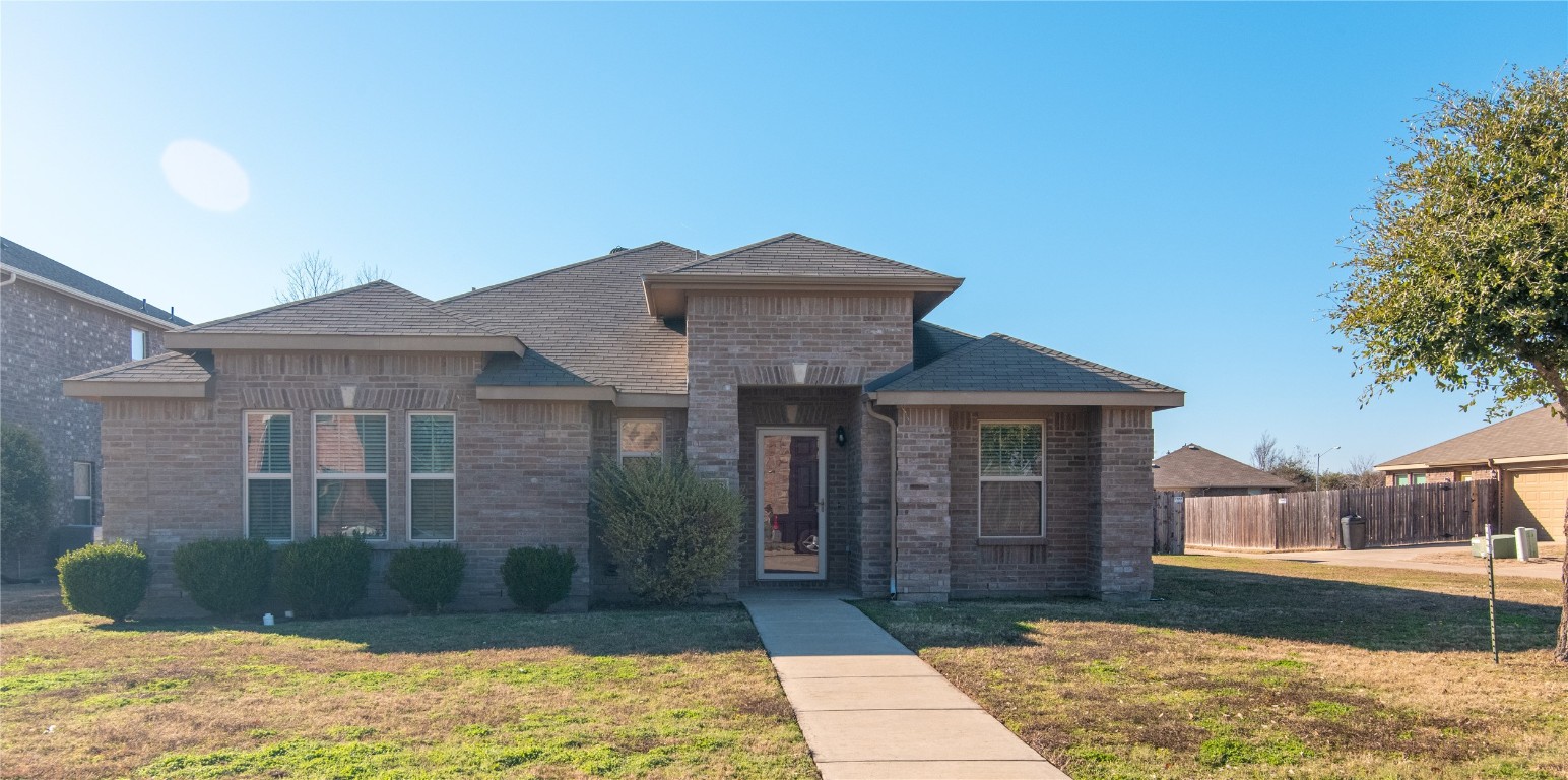 1303 Bluebonnet Court Desoto TX 75115