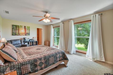 11074 W 64 Highway Overton TX 75684