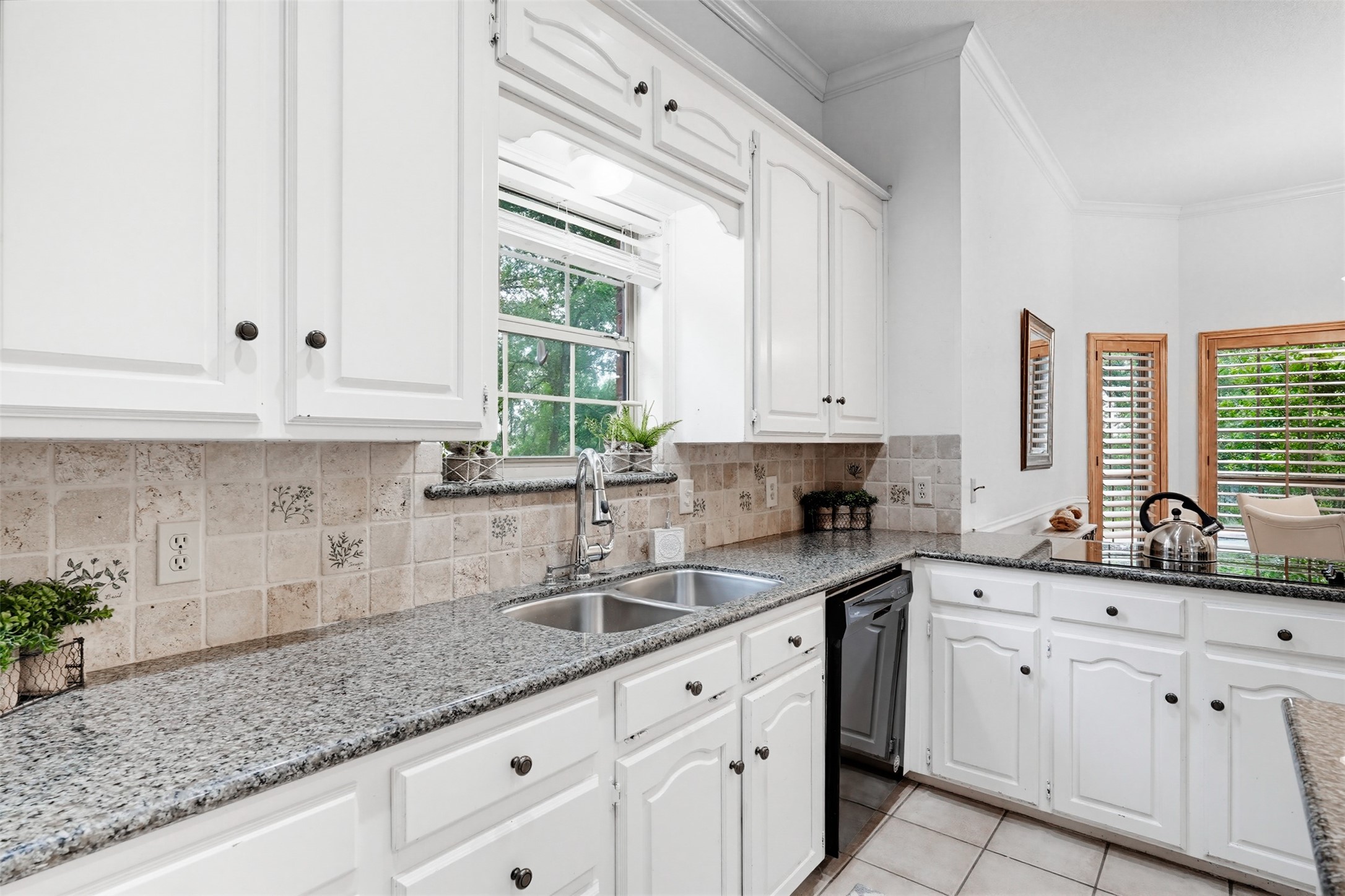 137 Lakeview Drive Aledo TX 76008