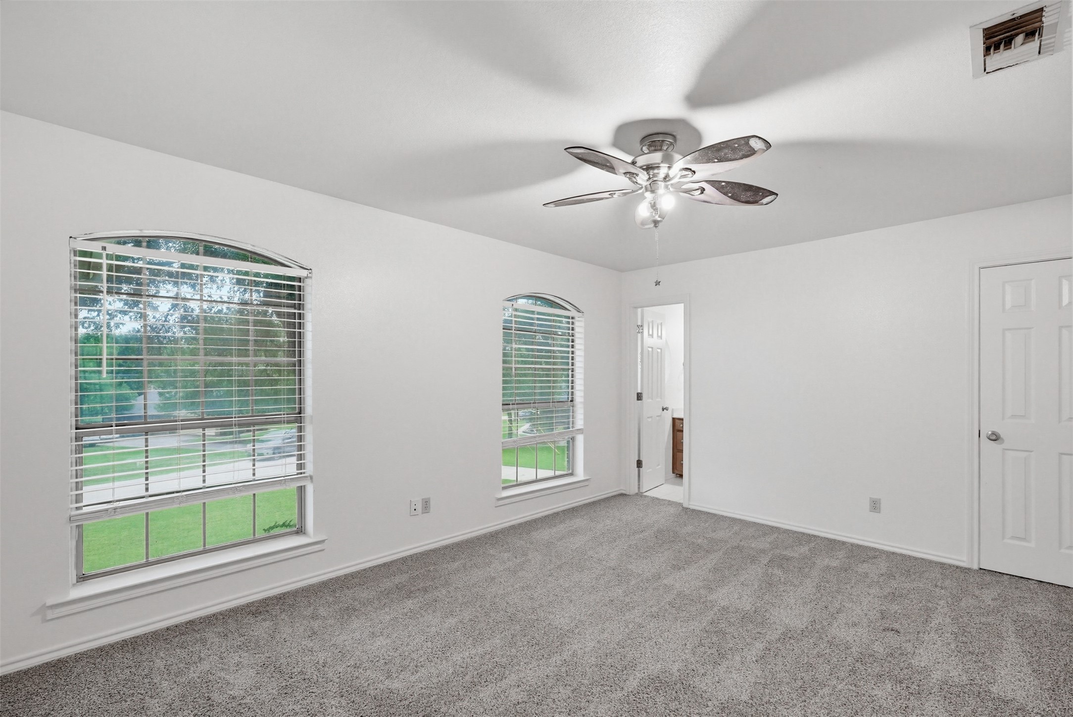 137 Lakeview Drive Aledo TX 76008