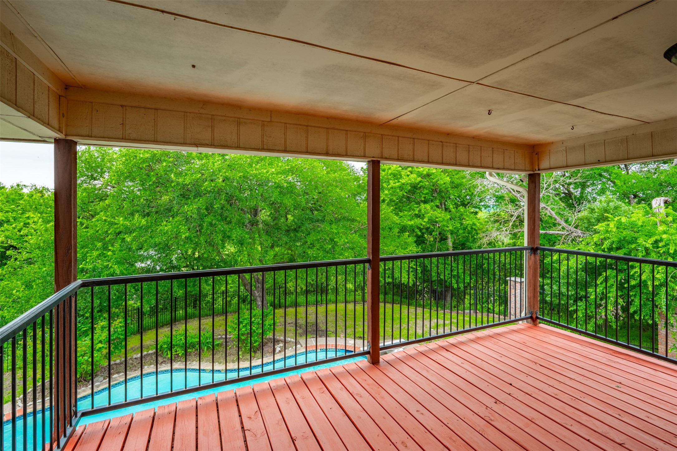 137 Lakeview Drive Aledo TX 76008