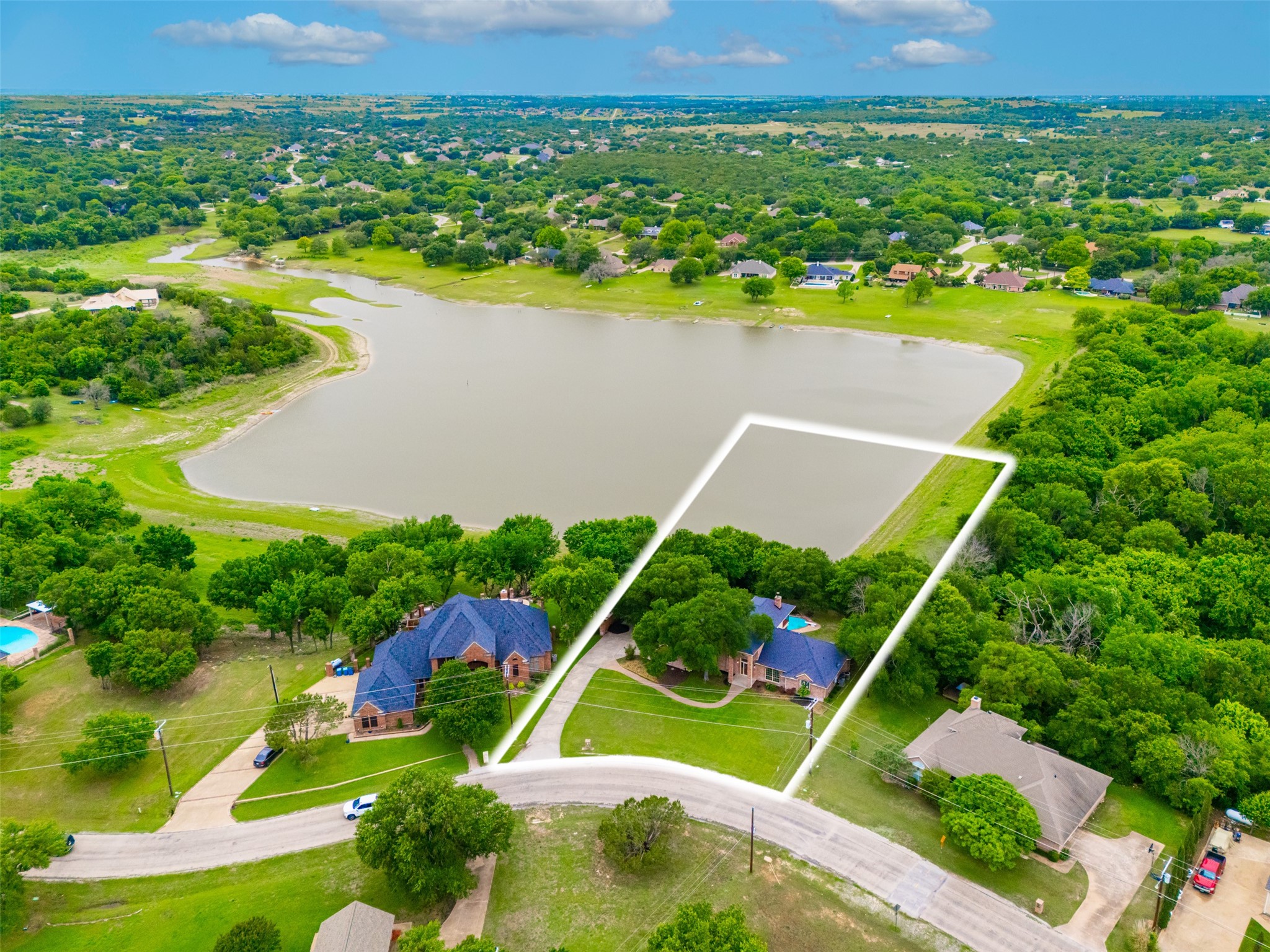 137 Lakeview Drive Aledo TX 76008