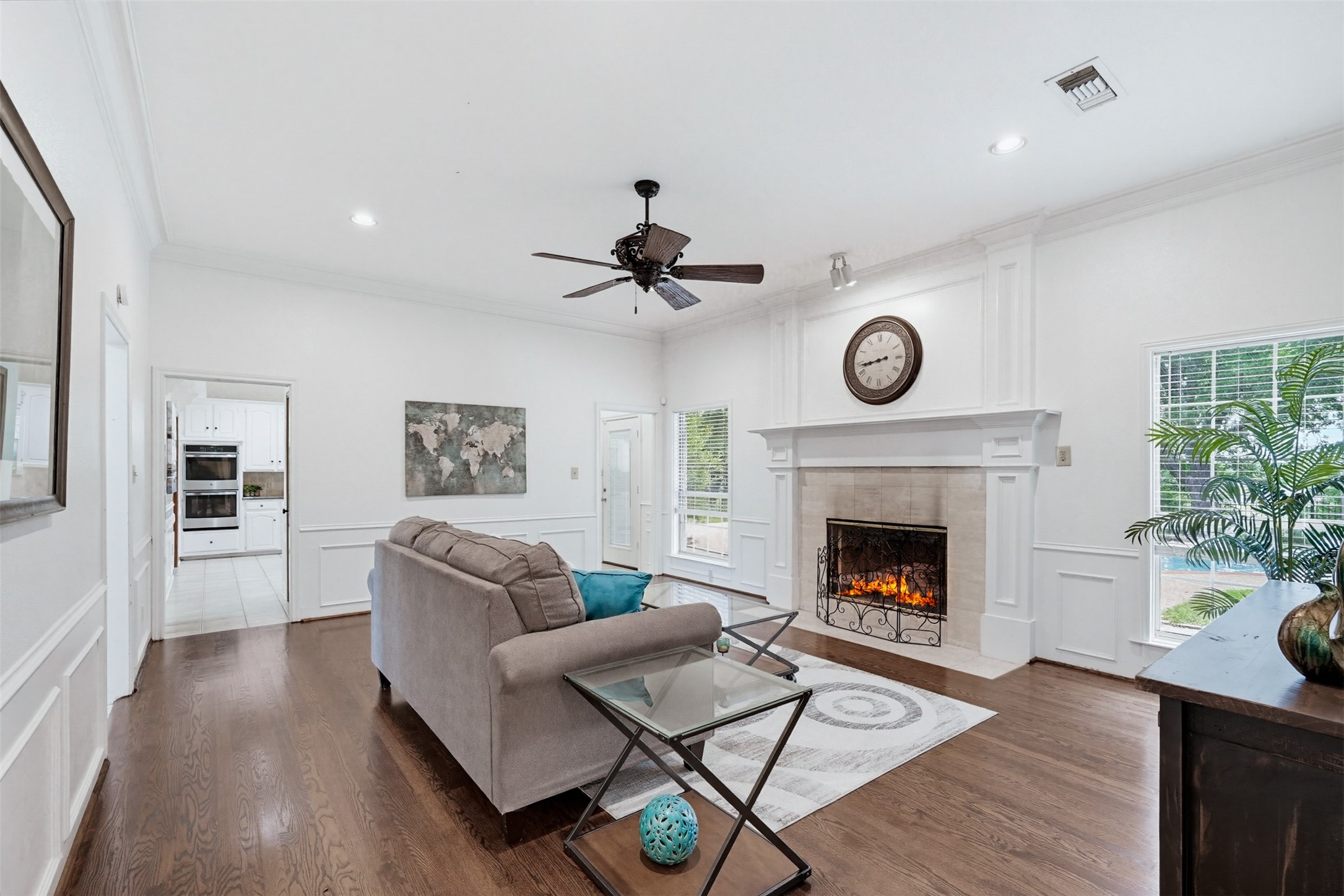137 Lakeview Drive Aledo TX 76008